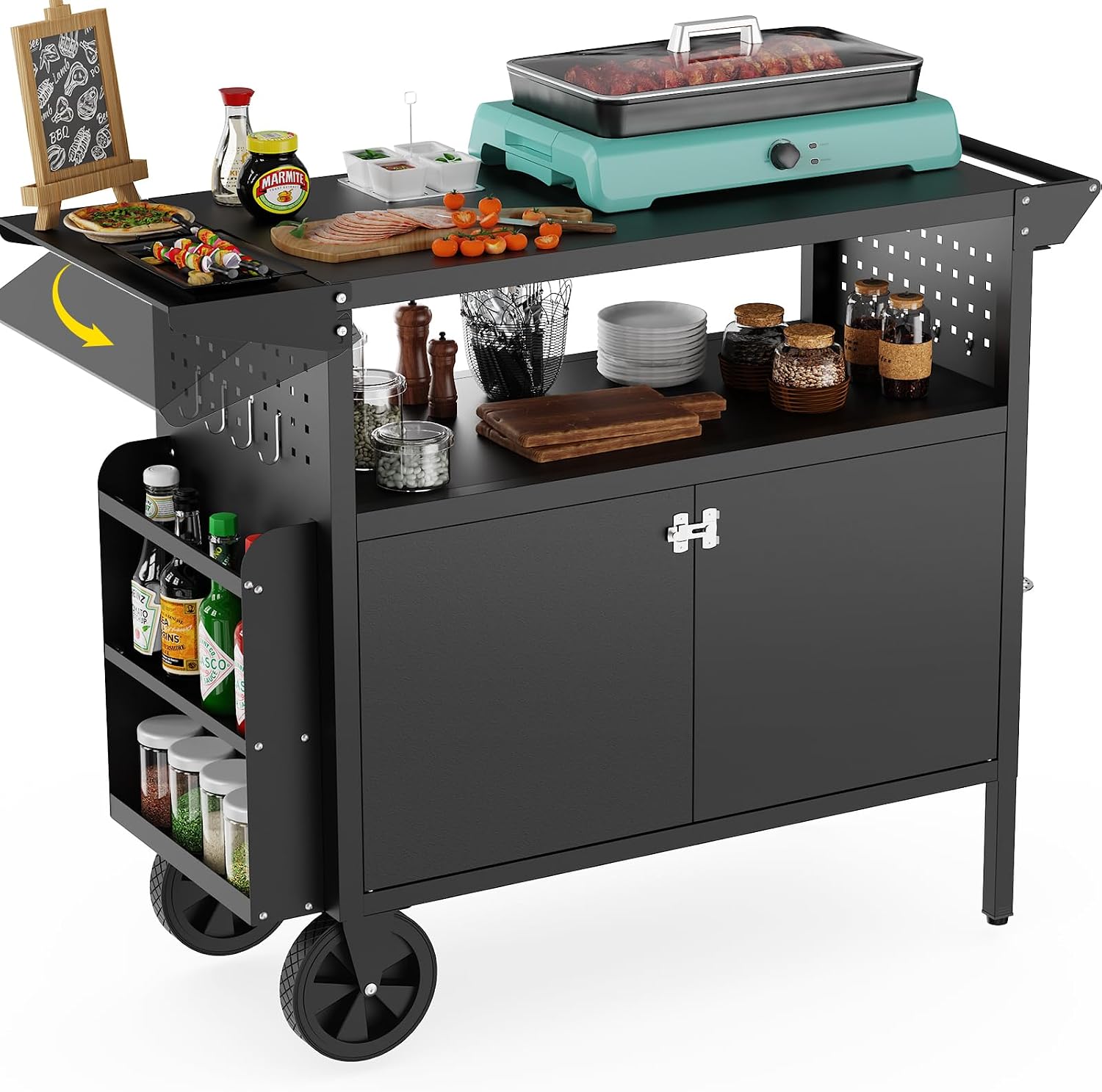 Commercial Kitchen Island - รถเข็นปิ้งย่างกลางแจ้งพร้อมโต๊ะเก็บของ ชุดครัวเคลื่อนที่พร้อมล้อ โต๊ะพับได้สำหรับเตรียมอาหารบาร์บีคิว หน้าโต๊ะเหล็กแข็งแรงทนทานสำหรับลานบ้านและแคมป์ปิ้ง